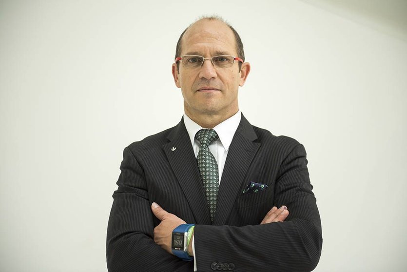 Dr. Julián Álvarez García, especialista en Medicina Deportiva y Nutrición, y miembro del Consejo Científico de Herbalife.