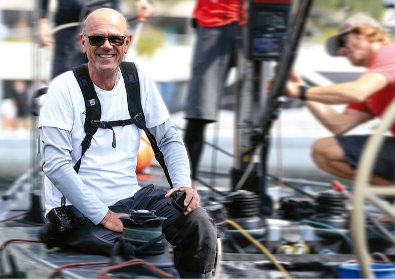 El mallorquín Nico Martínez es uno de los fotógrafos de vela más reconocidos a nivel mundial gracias su amplia trayectoria en grandes competiciones náuticas.