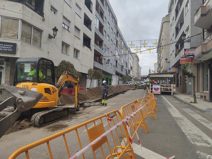 Obras da rede de calor en Vidales Tomé. 