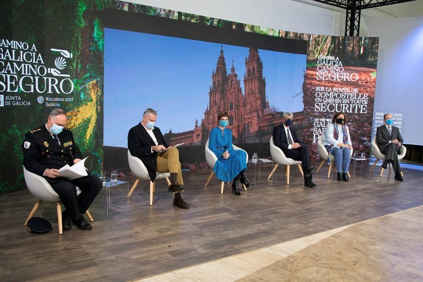 El vicepresidente primero, Alfonso Rueda, inauguró en la Cidade da Cultura el encuentro telemático internacional 'Preparados para el Xacobeo 2021-2022. Camino a Galicia, Camino seguro'.