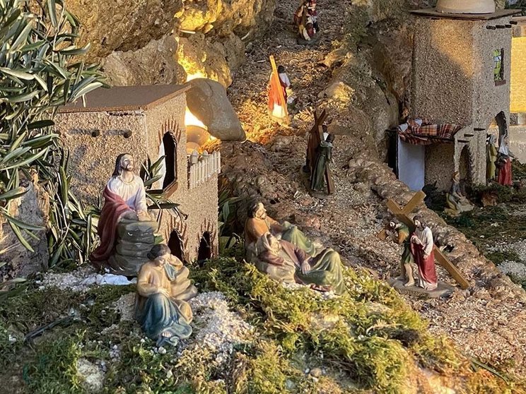 «De la Cruz a la Pascua», exposición sobre la Semana Santa creada por la parroquia del Sagrado Corazón de Vigo.