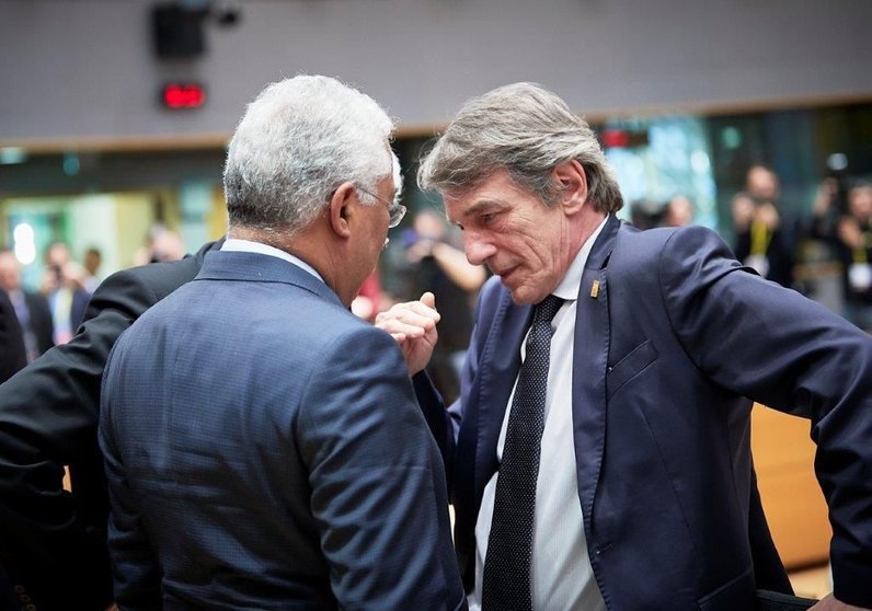El primer ministro António Costa con el presidente del Parlamento Europeo, David Sassoli, en el Consejo Europeo, Bruselas, 20 de febrero de 2020 (foto: Unión Europea).