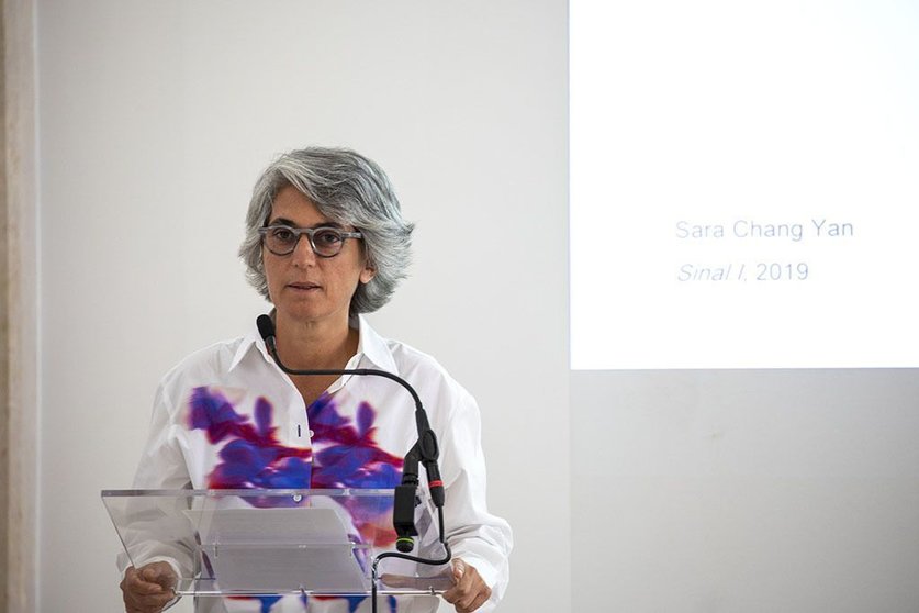 La ministra de Cultura, Graça Fonseca, en la presentación pública de las obras adquiridas en 2021 en el ámbito de la Comisión para la Adquisición de Arte Contemporáneo para el bienio 2021/2022, Lisboa, JOÃO BICA.