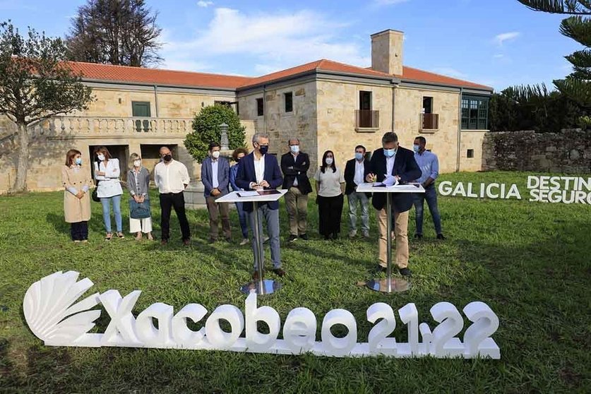 La Administración autonómica firmó un convenio con el Ayuntamiento por valor de 150.000 euros para la promoción turística del único municipio gallego que consiguió la distinción.