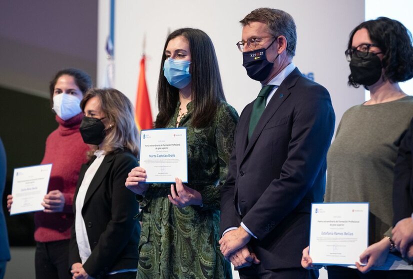 El titular del Gobierno gallego participó hoy en la entrega de los Premios Extraordinarios 2019 y 2020 de la Consellería de Cultura, Educación y Universidad.