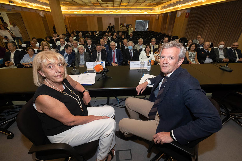 El presidente de la Xunta intervino en la clausura de la asamblea de la Confederación de Empresarios de Ourense (CEO).