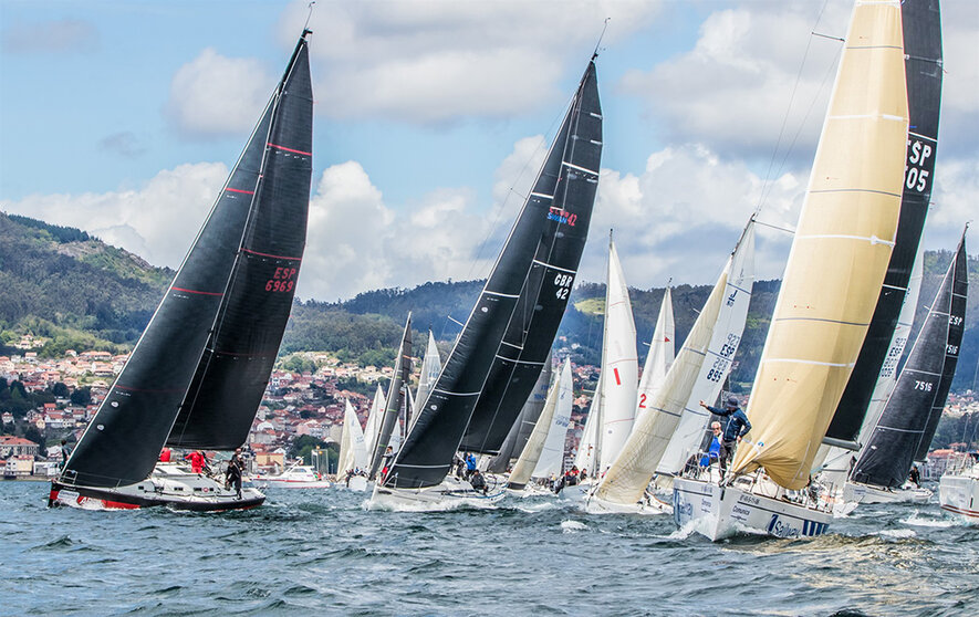 La flota más numerosa del trofeo partirá de las inmediaciones del puerto de Vigo. ROSANA CALVO.