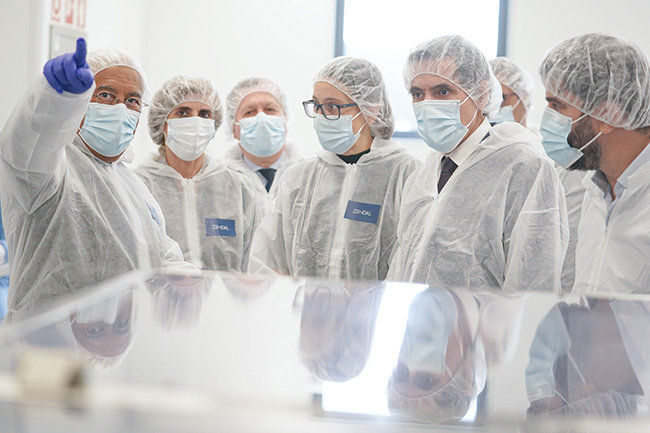 O primeiro-ministro, António Costa, na inauguração da primeira unidade industrial de produção de vacinas para uso humano em Portugal, da empresa Zendal.