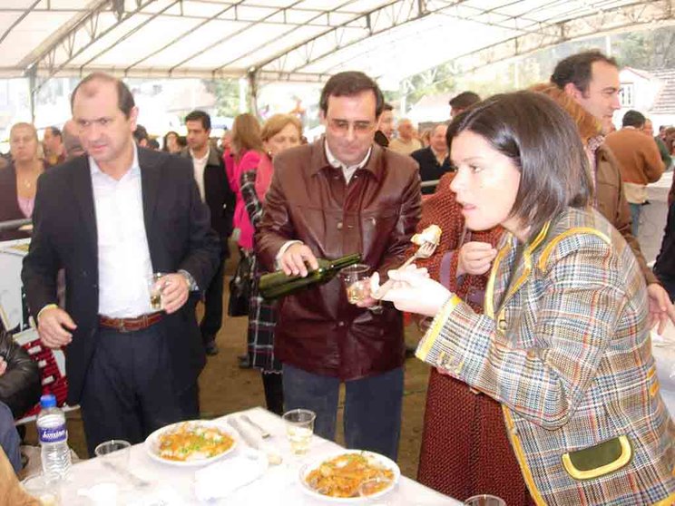 Festa do Codillo de 2005. Nidia Arévalo aínda non era alcaldesa de Mos.