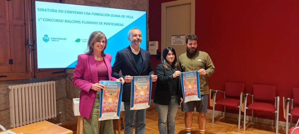 No acto de presentación do concurso, participou a alcaldesa, Nava Castro, a edil de Medio Ambiente, Silvia Fernández e o director da Escola Galega de Paisaxe da Fundación Juana de Vega.