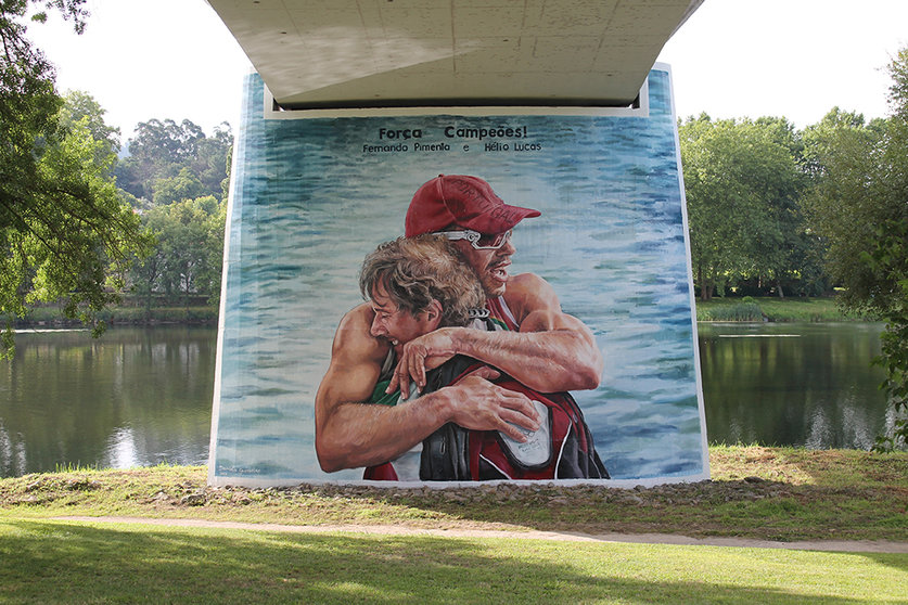 Ponte de Lima homenageia Fernando Pimenta e Hélio Lucas com mural de arte urbana.