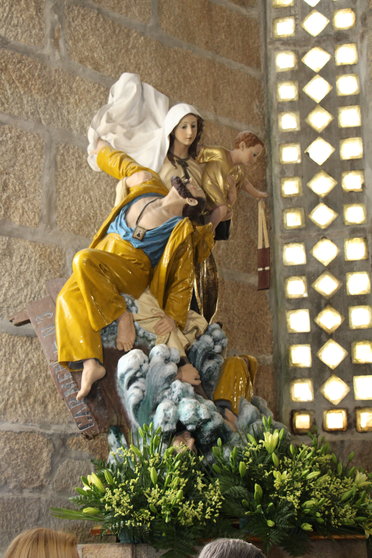 Imagen de Nuestra Señora del Carmen que se venera en el templo votivo del mar, en Paxón, Nigrán.