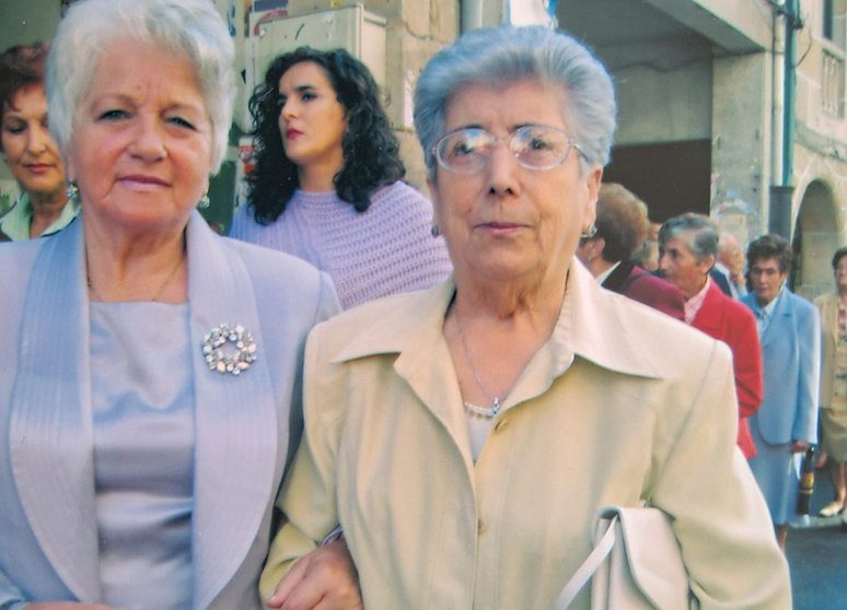 Nuncha y Moncha, dos mujeres que dedicaron su vida al cuidado de la Capela del Santísimo Cristo.