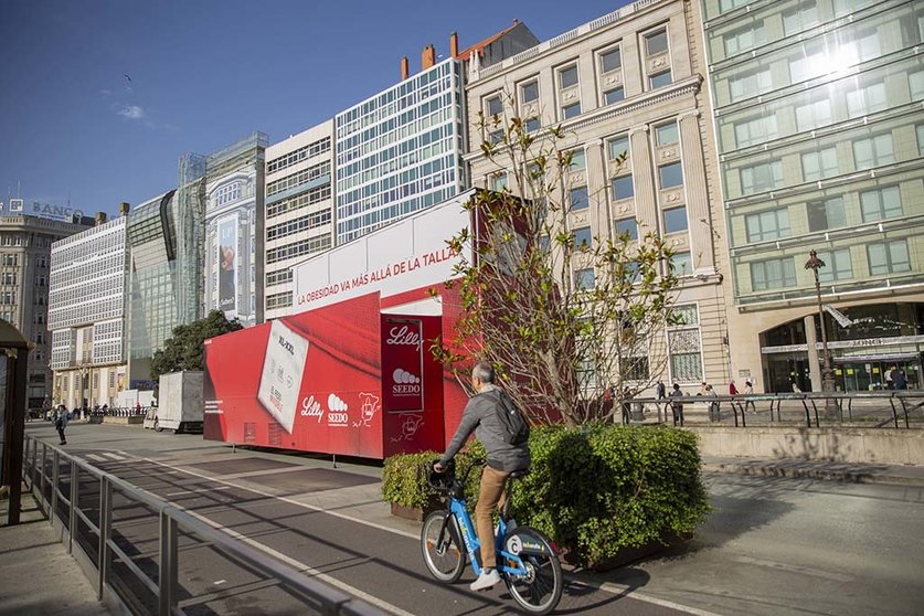 En las instalaciones del vehículo, ahora en A Coruña, expertos en salud realizarán pruebas gratuitas de composición corporal y fuerza muscular a aquellas personas interesadas en conocer su estado de salud