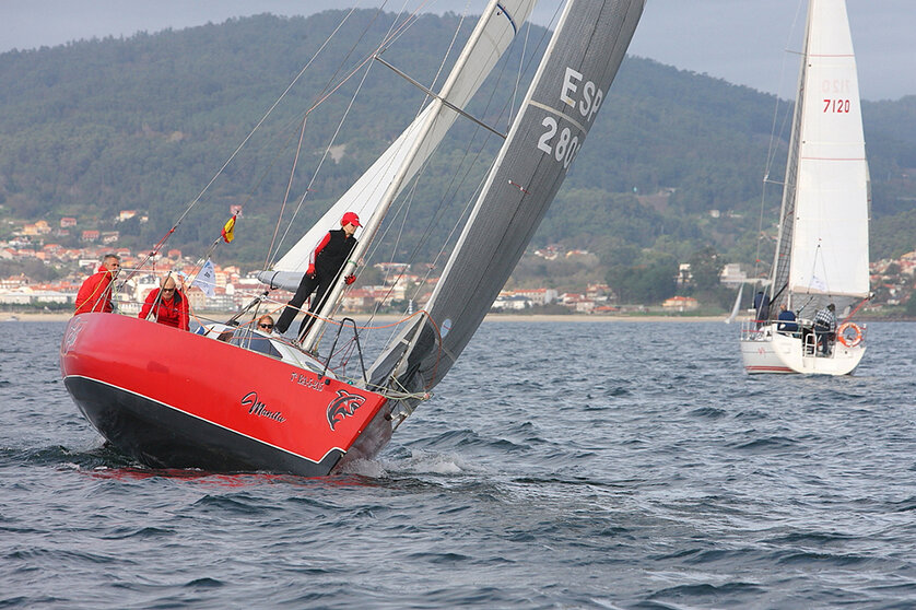 La regata reunió a veleros de distintos puntos de Galicia.