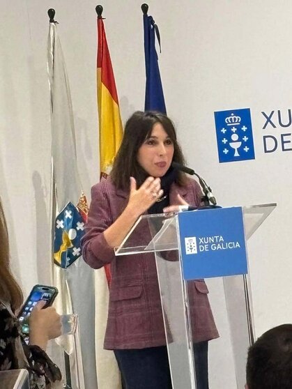 La conselleira de Economía e Industria, María Jesús Lorenzana, mantuvo uno encuentro en casa de Galicia con representantes de la Asociación de Empresarios Gallegos en Madrid (Aegama).