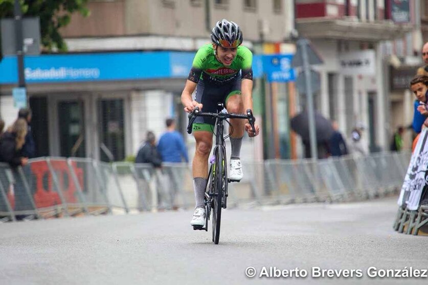 El Vigo-Rías Baixas incorpora a su equipo élite y sub-23 al ciclista asturiano Samuel Turbón, procedente de su filial Las Mestas Escuela de Ciclismo.