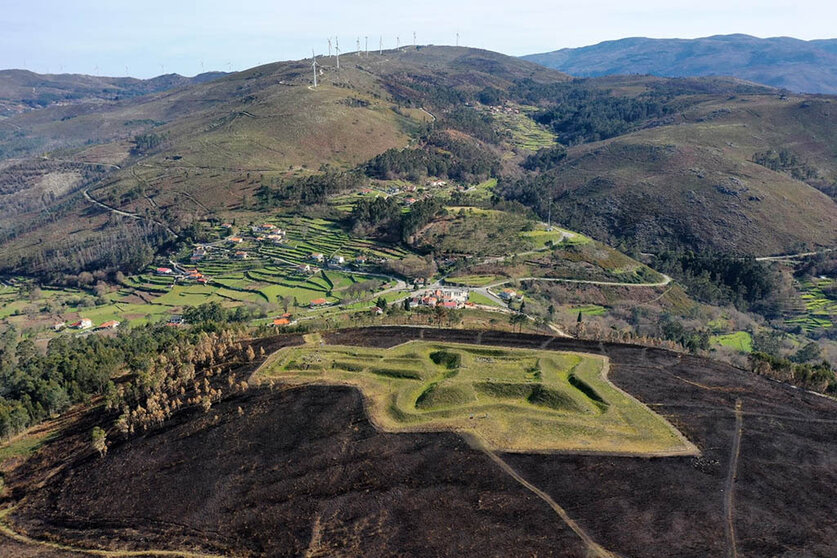 Forte de Bragandelo e lugar do Extremo, Arcos de Valdevez. JOSÉ M. COSTA-GARCÍA.