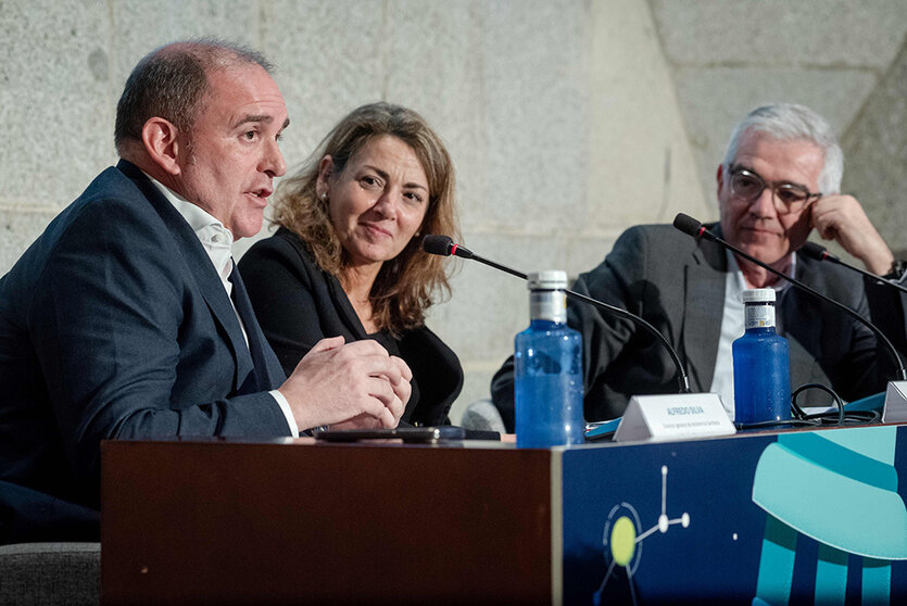 La Jornada, inaugurada por la directora general Asistencial de la Consejería de Sanidad de la Comunidad de Madrid, Almudena Quintana, junto a Cristina Nadal, directora ejecutiva de Government Affairs de MSD, y que ha contado con el cierre de Raquel Yotti, Comisionada del PERTE.