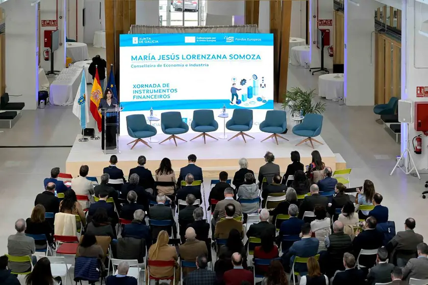 La conselleira de Economía e Industria, María Jesús Lorenzana, junto con el titular de Facenda e Administración Pública, Miguel Corgos, participó hoy en una jornada sobre el Fondo de Transición Justa.