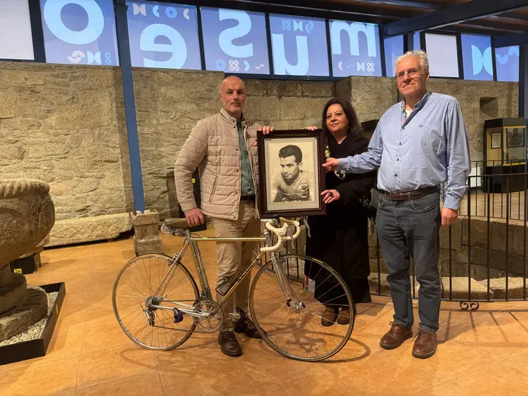 O legado ciclista de Manuel Rodríguez Barros perdura no Museo de Ponteareas.