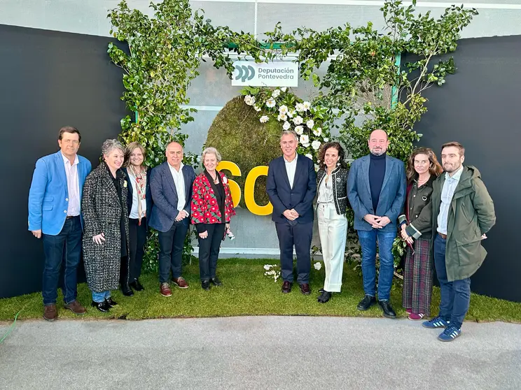 Camelia de Ouro e premios: Pontevedra celebra a súa flor emblemática.