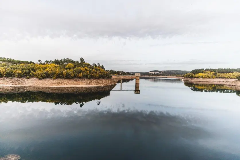 Barragem de Castelo do Bode - seca.